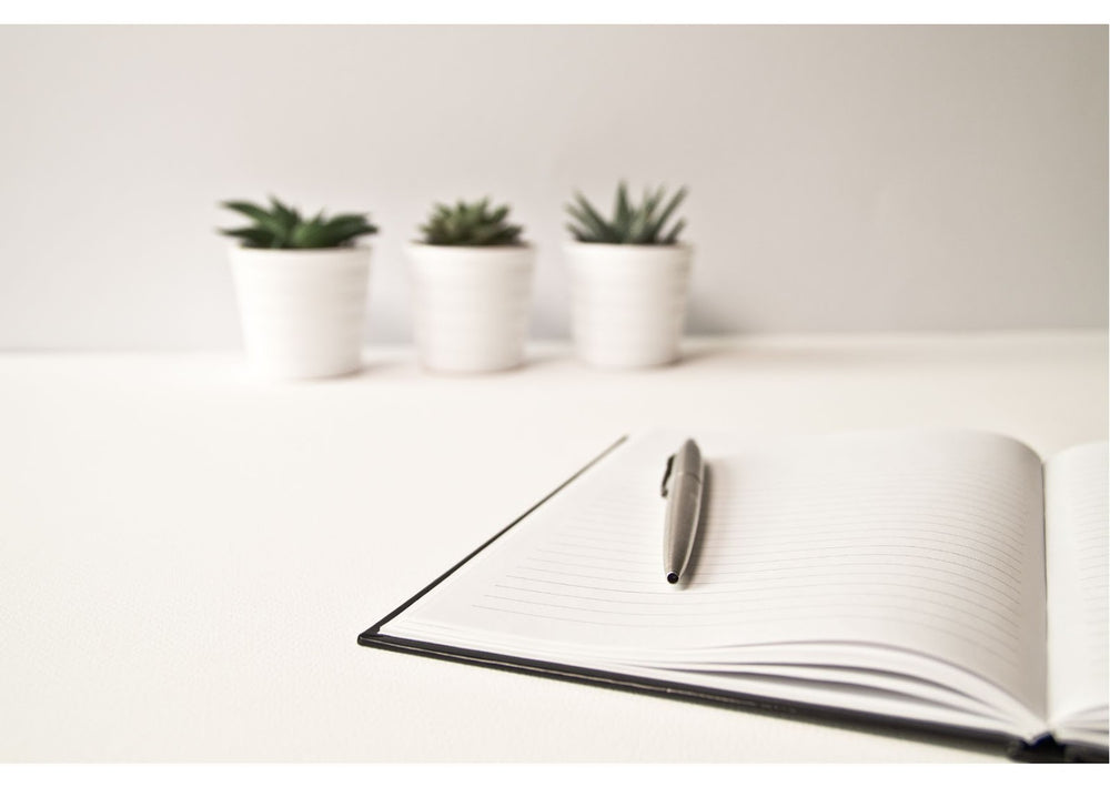 バーチカル手帳を使いこなす!書き方とおすすめ文具